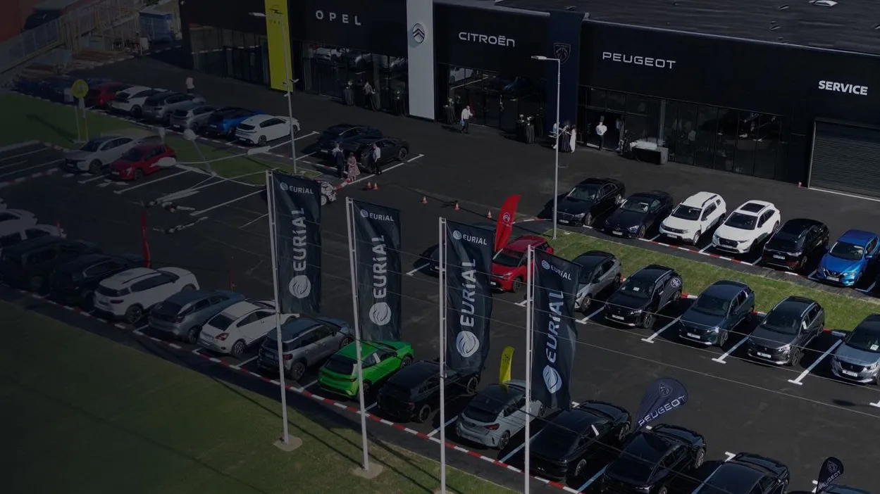 Car banner